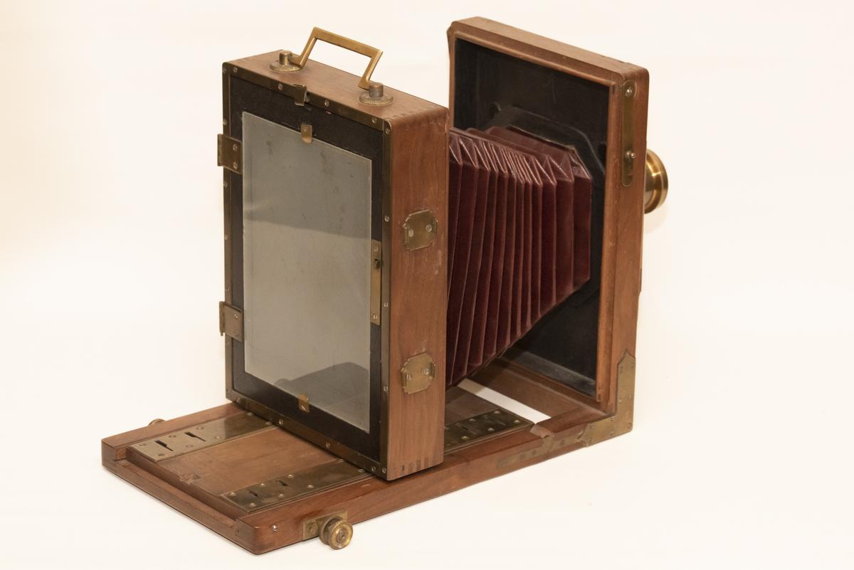 Chambre photographique en bois 13X18 pliable