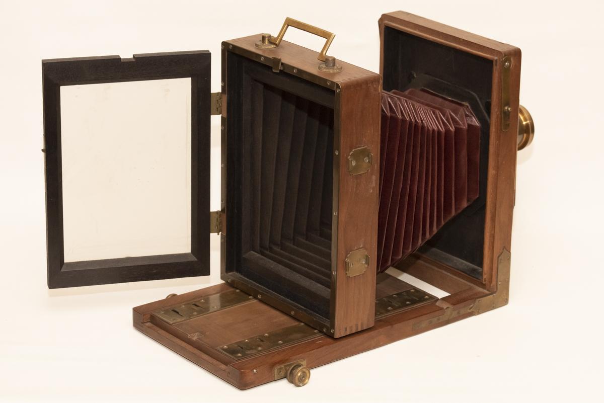 Chambre photographique en bois 13X18 pliable