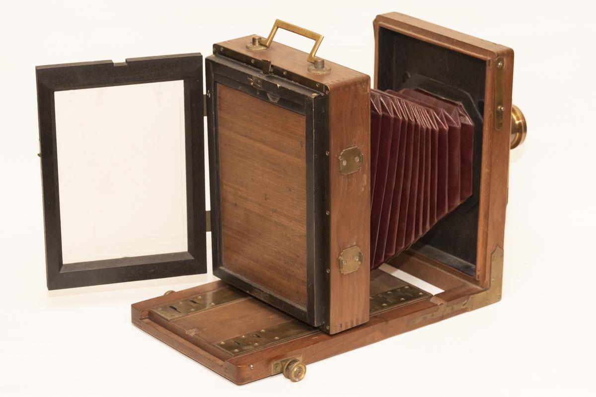 Chambre photographique en bois 13X18 pliable